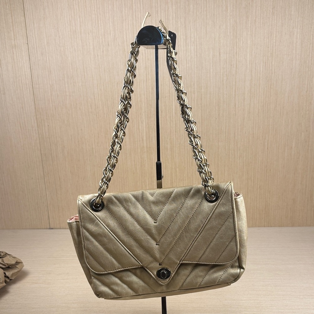 Elegant Beige Quilted Chain Shoulder Bag by rampage